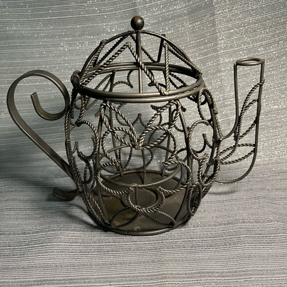 Vintage Metal Teapot Candleholder Farmhouse Ornate - Picture 4 of 7